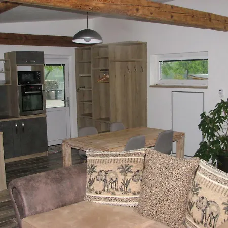 Penzion Na Samotách Appartamento *